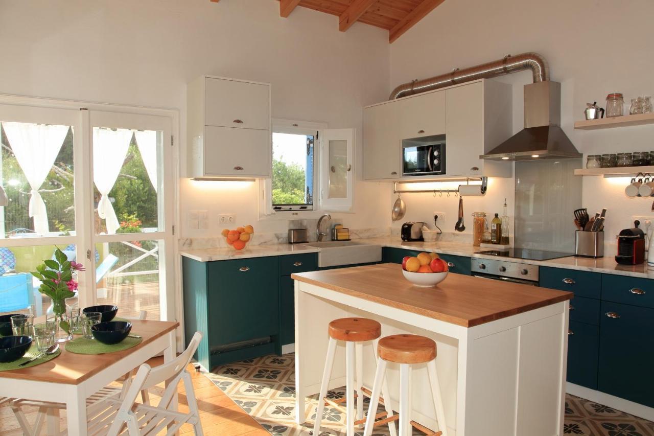 Blue Sky Cottage, Kanouli Beach Halikounas Exterior photo
